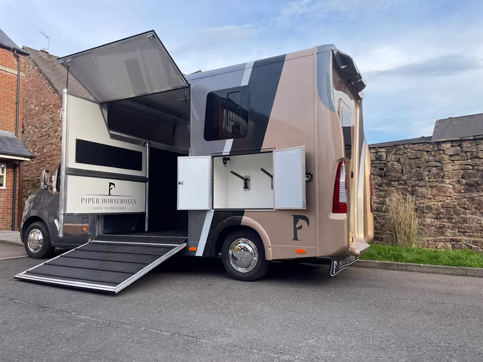 Horsebox designed by Piper Horseboxes Ltd for safe equestrian travel.
