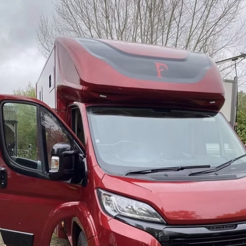 Modern Piper Horseboxes Ltd horsebox ready for travel. Perfect for horse shows and travel.